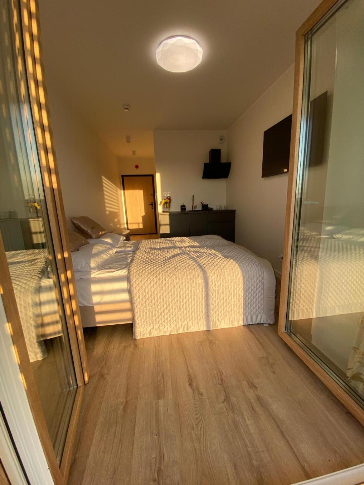 Golden Sunset Apartment